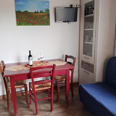 Gli Olivastri Con Piscina,Solarium, Vista Mare ,Sole -Mare E Tanta Natura ,Climatizzatore,Wifi Aglientu Bagian luar foto